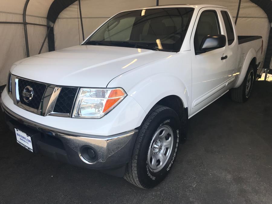 2007 Nissan Frontier 4WD King Cab Auto SE, available for sale in Bohemia, New York | B I Auto Sales. Bohemia, New York