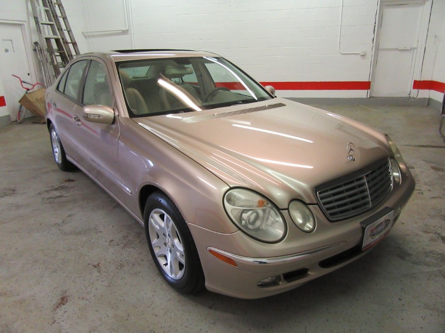 2006 Mercedes-Benz E-Class 4dr Sdn 3.5L, available for sale in Little Ferry, New Jersey | Royalty Auto Sales. Little Ferry, New Jersey