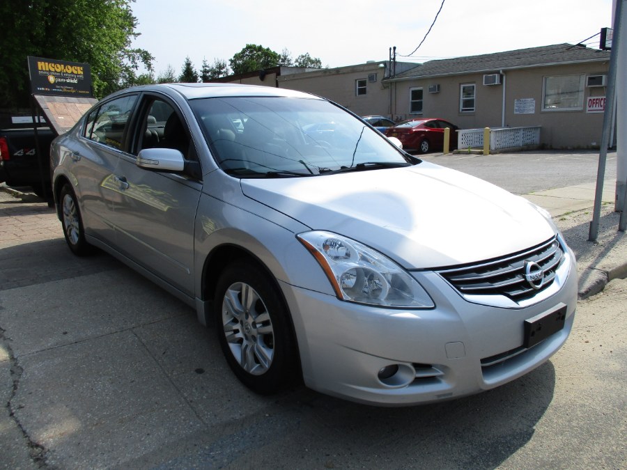 2010 Nissan Altima 4dr Sdn I4 CVT 2.5 SL, available for sale in West Babylon, New York | New Gen Auto Group. West Babylon, New York