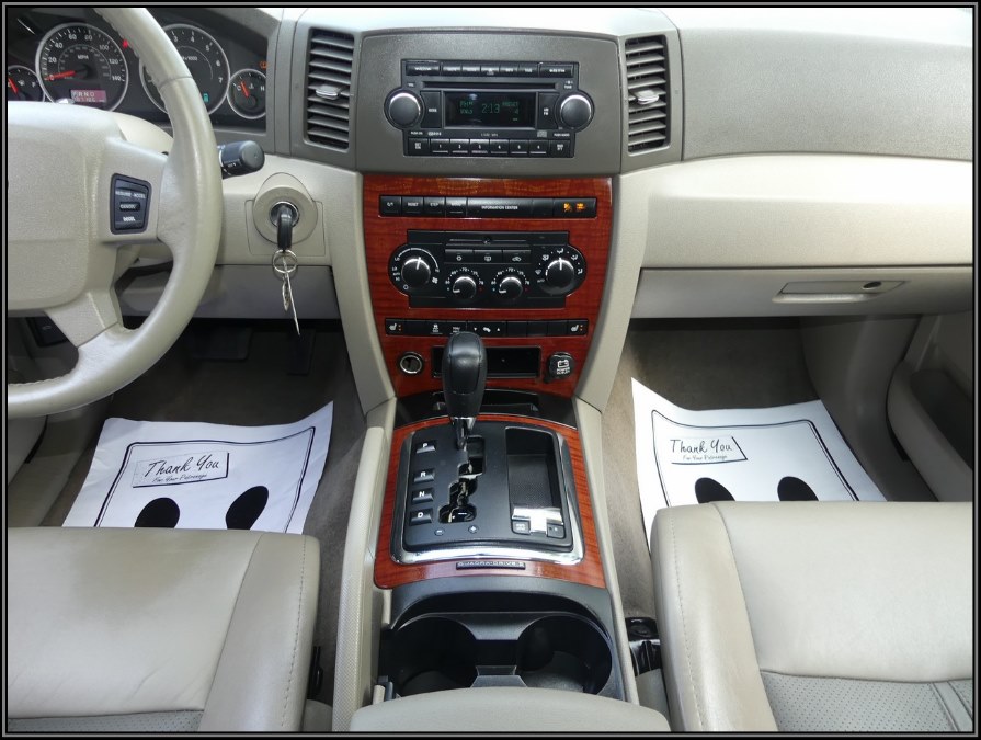 Used Jeep Grand Cherokee 4dr Limited 4WD 2005 | My Auto Inc.. Huntington Station, New York Used Jeep Grand Cherokee 4dr Limited 4WD 2005 | My Auto Inc.. Huntington Station, New York