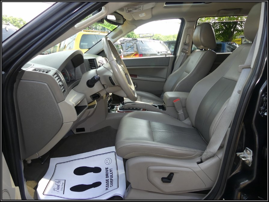 2005 Jeep Grand Cherokee 4dr Limited 4WD, available for sale in Huntington Station, New York | My Auto Inc.. Huntington Station, New York 2005 Jeep Grand Cherokee 4dr Limited 4WD, available for sale in Huntington Station, New York | My Auto Inc.. Huntington Station, New York