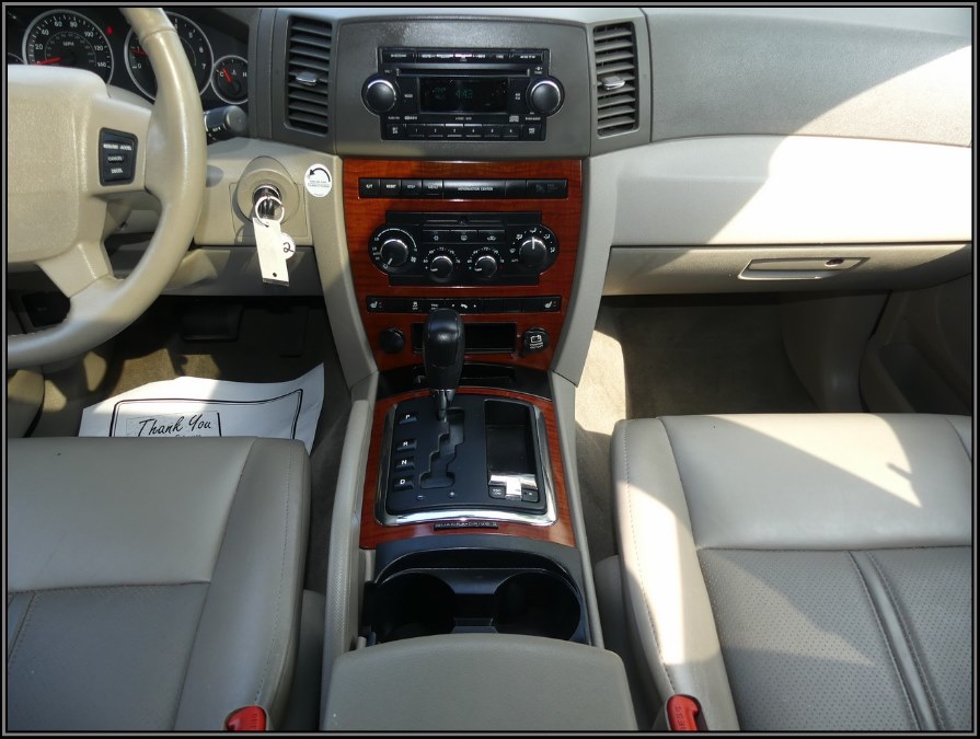 2005 Jeep Grand Cherokee 4dr Limited 4WD, available for sale in Huntington Station, New York | My Auto Inc.. Huntington Station, New York 2005 Jeep Grand Cherokee 4dr Limited 4WD, available for sale in Huntington Station, New York | My Auto Inc.. Huntington Station, New York