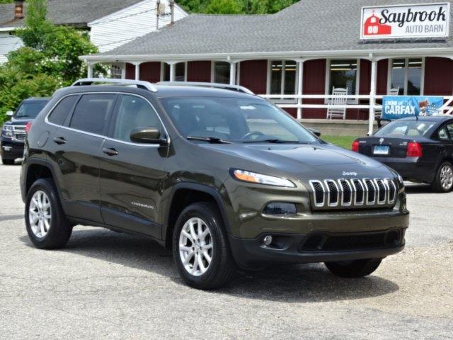2015 Jeep Cherokee 4WD 4dr Latitude, available for sale in Old Saybrook, Connecticut | Saybrook Auto Barn. Old Saybrook, Connecticut