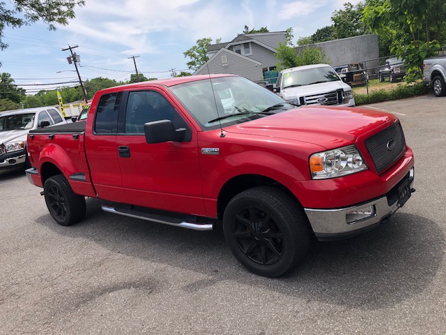2004 Ford F-150 Supercab Flareside 145" XLT 4WD, available for sale in Huntington Station, New York | Huntington Auto Mall. Huntington Station, New York