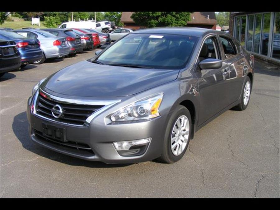 2015 Nissan Altima 2.5 S, available for sale in Canton, Connecticut | Canton Auto Exchange. Canton, Connecticut