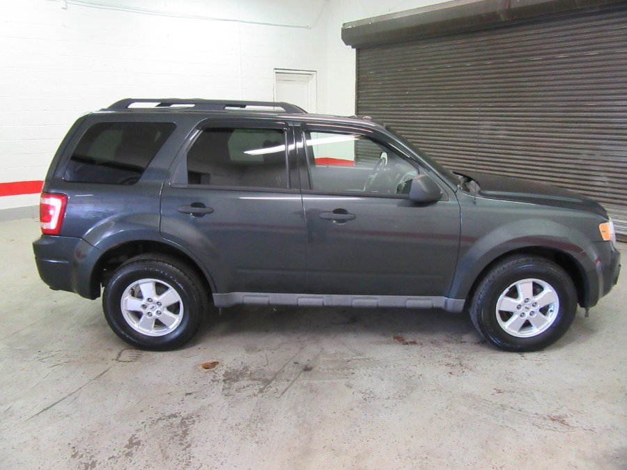 2009 Ford Escape 4WD 4dr V6 Auto XLT, available for sale in Little Ferry, New Jersey | Victoria Preowned Autos Inc. Little Ferry, New Jersey 2009 Ford Escape 4WD 4dr V6 Auto XLT, available for sale in Little Ferry, New Jersey | Victoria Preowned Autos Inc. Little Ferry, New Jersey
