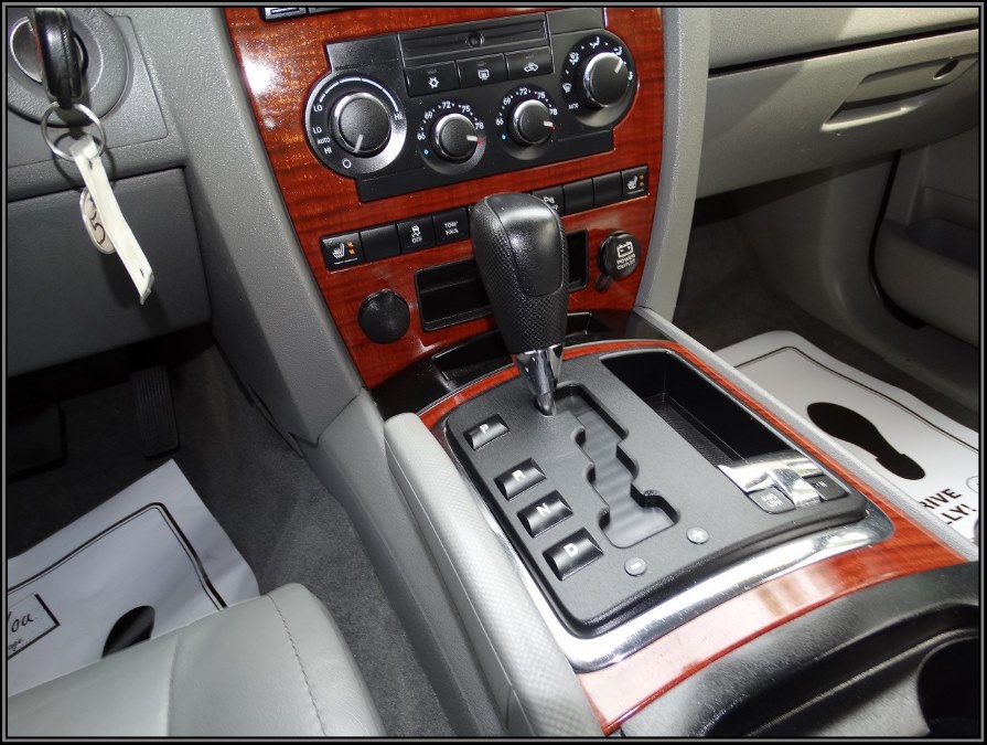 2005 Jeep Grand Cherokee 4dr Limited 4WD, available for sale in Huntington Station, New York | My Auto Inc.. Huntington Station, New York 2005 Jeep Grand Cherokee 4dr Limited 4WD, available for sale in Huntington Station, New York | My Auto Inc.. Huntington Station, New York