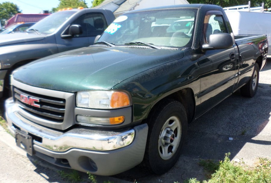2004 GMC Sierra 1500 Reg Cab 133.0" WB Work Truck, available for sale in Patchogue, New York | Romaxx Truxx. Patchogue, New York