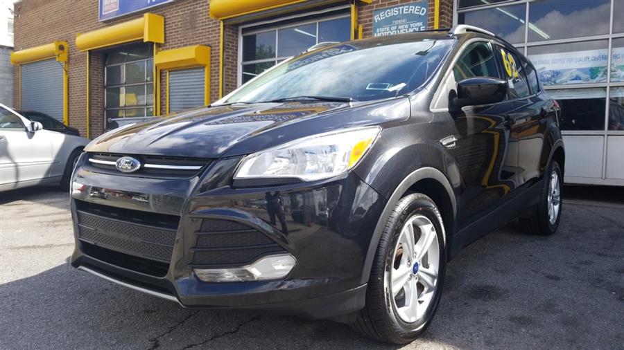 2013 Ford Escape FWD 4dr SE, available for sale in Bronx, New York | New York Motors Group Solutions LLC. Bronx, New York