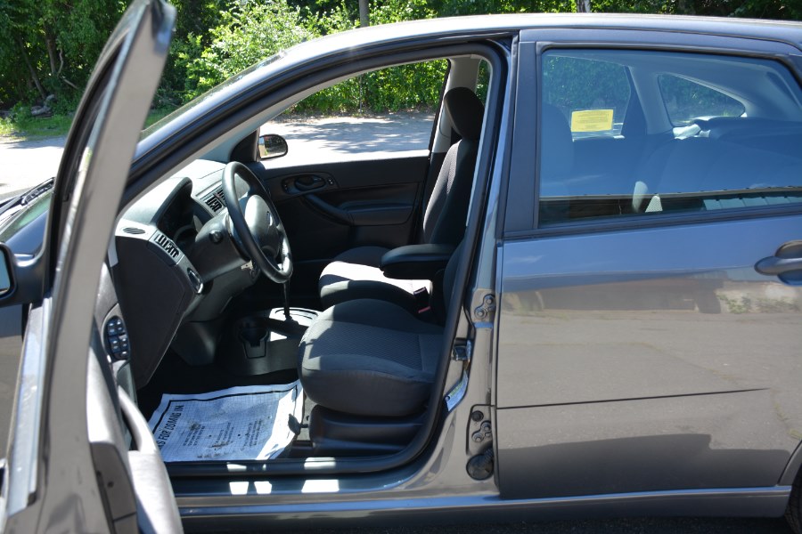 2005 Ford Focus 5dr HB ZX5 SE, available for sale in Ashland, Massachusetts | New Beginning Auto Service Inc. Ashland, Massachusetts 2005 Ford Focus 5dr HB ZX5 SE, available for sale in Ashland, Massachusetts | New Beginning Auto Service Inc. Ashland, Massachusetts