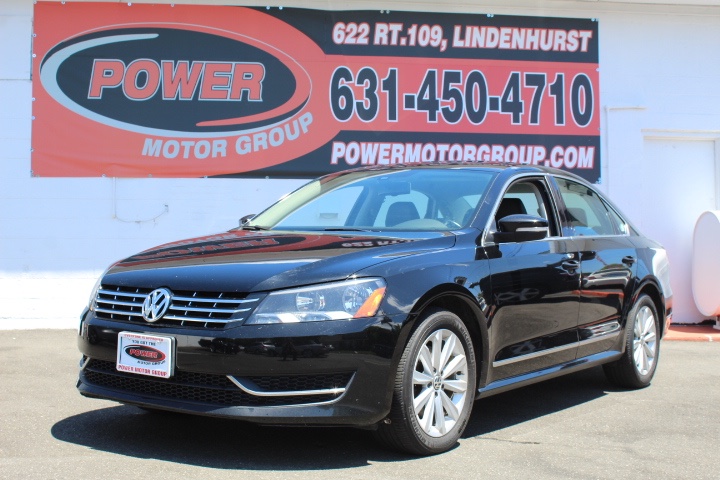 2013 Volkswagen Passat 4dr Sdn 2.5L Auto SEL PZEV *Ltd Avail*, available for sale in Lindenhurst, New York | Power Motor Group. Lindenhurst, New York