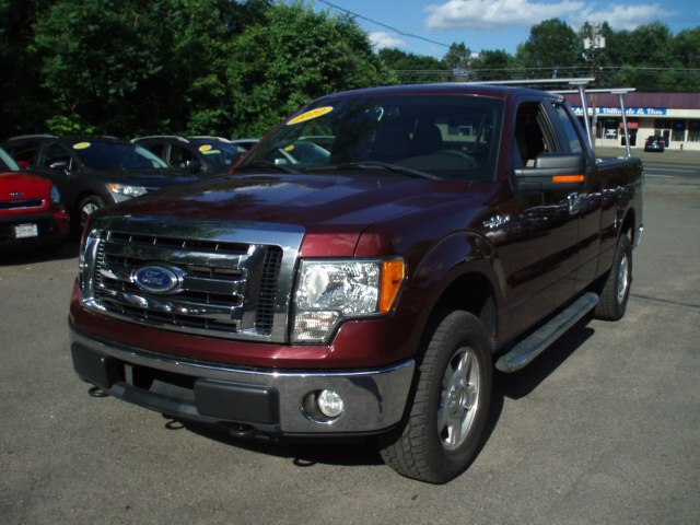 Used Ford F-150 4WD SuperCab 145" XLT 2010 | Vernon Auto Sale & Service. Manchester, Connecticut