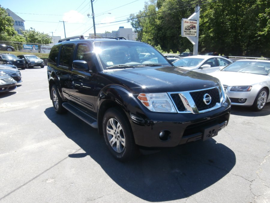2010 Nissan Pathfinder 4WD 4dr V6 SE, available for sale in Waterbury, Connecticut | Jim Juliani Motors. Waterbury, Connecticut