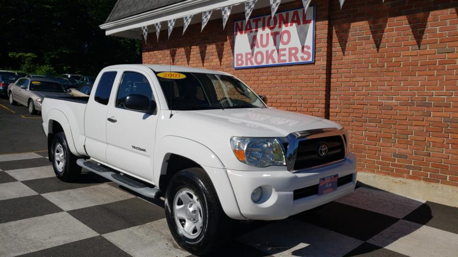 2007 Toyota Tacoma 4WD Access V6 AT, available for sale in Waterbury, Connecticut | National Auto Brokers, Inc.. Waterbury, Connecticut