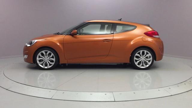 2013 Hyundai Veloster 3dr Cpe Auto w/Black Int, available for sale in Naugatuck, Connecticut | J&M Automotive Sls&Svc LLC. Naugatuck, Connecticut