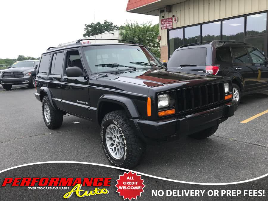 1998 Jeep Cherokee 4dr Limited 4WD, available for sale in Bohemia, New York | Performance Auto Inc. Bohemia, New York