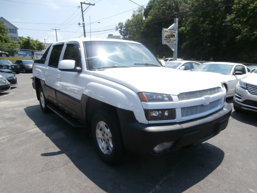 2002 Chevrolet Avalanche 1500 5dr Crew Cab 130" WB 4WD, available for sale in Waterbury, Connecticut | Jim Juliani Motors. Waterbury, Connecticut