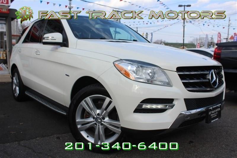 2012 Mercedes-benz Ml 350 4MATIC, available for sale in Paterson, New Jersey | Fast Track Motors. Paterson, New Jersey