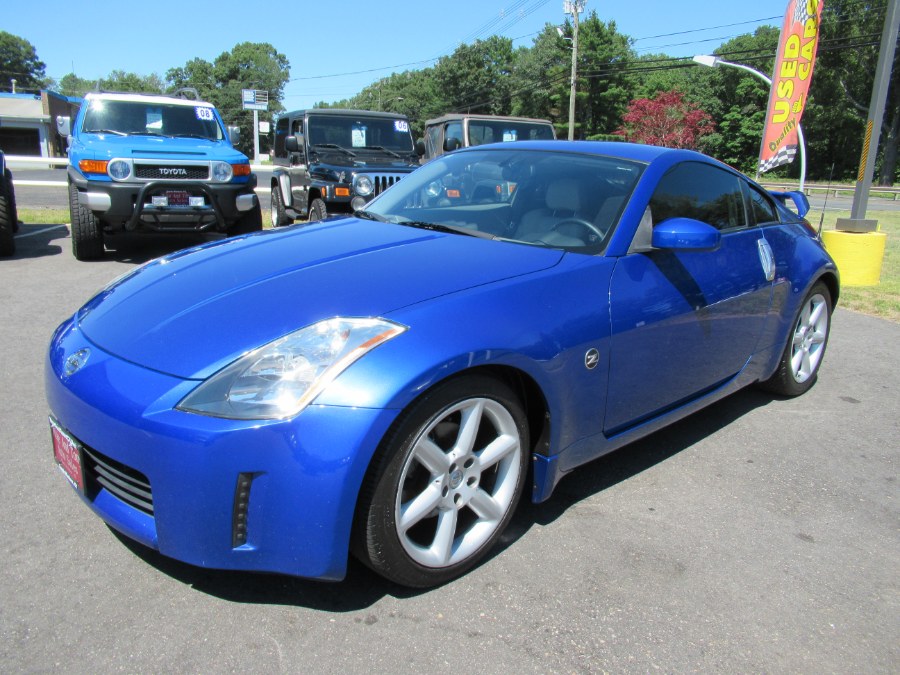 2005 Nissan 350Z 111.2" WB RWD, available for sale in South Windsor, Connecticut | Mike And Tony Auto Sales, Inc. South Windsor, Connecticut