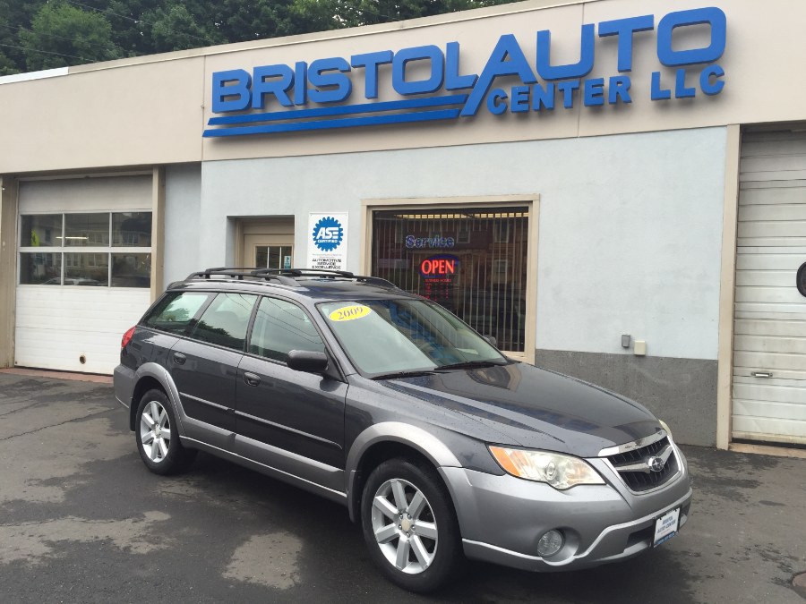 2009 Subaru Outback 4dr H4 Auto 2.5i Special Edtn PZEV, available for sale in Bristol, Connecticut | Bristol Auto Center LLC. Bristol, Connecticut