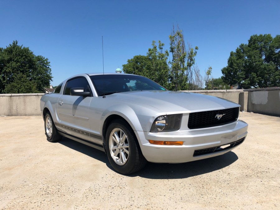2007 Ford Mustang 2dr Cpe Deluxe, available for sale in Lyndhurst, New Jersey | Cars With Deals. Lyndhurst, New Jersey