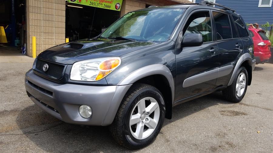 2005 Toyota RAV4 4dr Auto 4WD, available for sale in Stratford, Connecticut | Mike's Motors LLC. Stratford, Connecticut