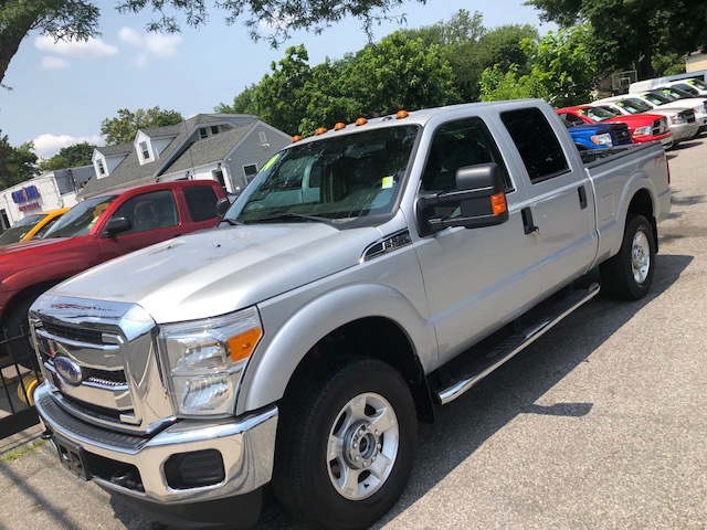 2014 Ford Super Duty F-250 SRW 4WD Crew Cab 172" XLT, available for sale in Huntington Station, New York | Huntington Auto Mall. Huntington Station, New York