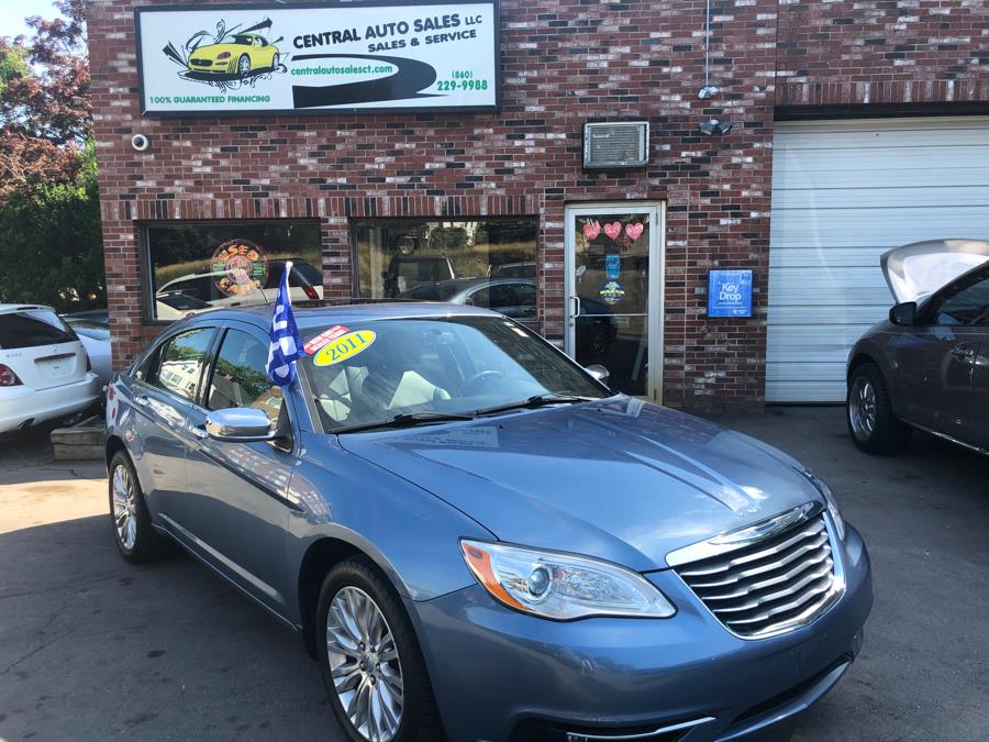 Used Chrysler 200 4dr Sdn Limited 2011 | Central Auto Sales & Service. New Britain, Connecticut