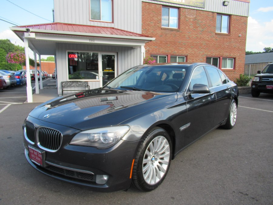 2011 BMW 7 Series 4dr Sdn 750i xDrive AWD, available for sale in South Windsor, Connecticut | Mike And Tony Auto Sales, Inc. South Windsor, Connecticut