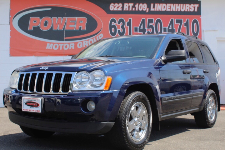 2005 Jeep Grand Cherokee 4dr Laredo 4WD, available for sale in Lindenhurst, New York | Power Motor Group. Lindenhurst, New York