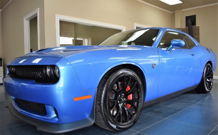 2016 Dodge Challenger 2dr Cpe SRT Hellcat, available for sale in Berlin, Connecticut | Tru Auto Mall. Berlin, Connecticut