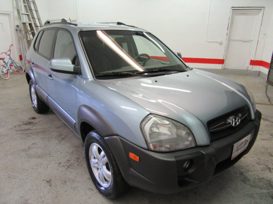 2008 Hyundai Tucson 4WD 4dr V6 Auto Limited, available for sale in Little Ferry, New Jersey | Royalty Auto Sales. Little Ferry, New Jersey