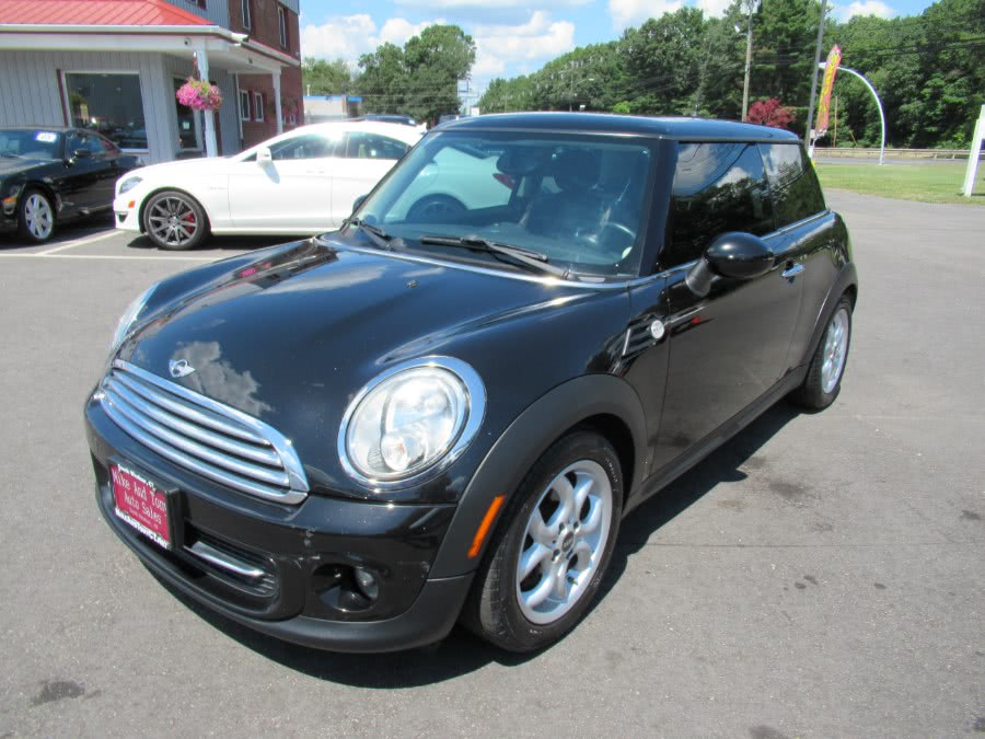 2011 MINI Cooper Hardtop 2dr Cpe, available for sale in South Windsor, Connecticut | Mike And Tony Auto Sales, Inc. South Windsor, Connecticut