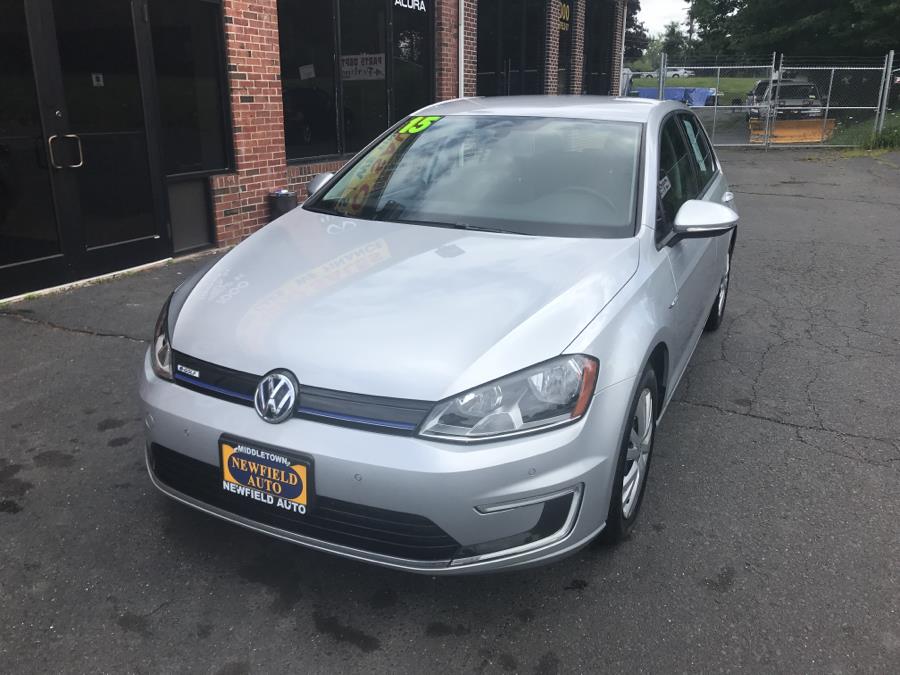 2015 Volkswagen e-Golf 4dr HB Limited Edition, available for sale in Middletown, Connecticut | Newfield Auto Sales. Middletown, Connecticut