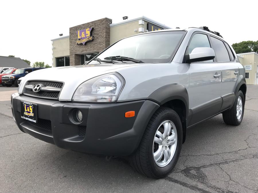 2008 Hyundai Tucson 4WD 4dr V6 Auto Limited *Ltd Avail*, available for sale in Plantsville, Connecticut | L&S Automotive LLC. Plantsville, Connecticut