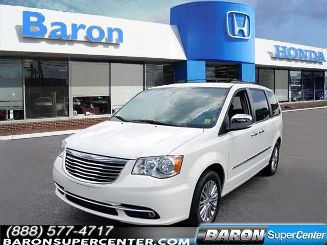 Used Chrysler Town & Country Touring-L 2013 | Baron Supercenter. Patchogue, New York