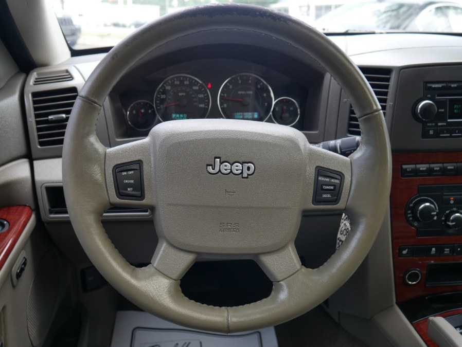 2006 Jeep Grand Cherokee 4dr Limited 4WD, available for sale in Huntington Station, New York | My Auto Inc.. Huntington Station, New York 2006 Jeep Grand Cherokee 4dr Limited 4WD, available for sale in Huntington Station, New York | My Auto Inc.. Huntington Station, New York