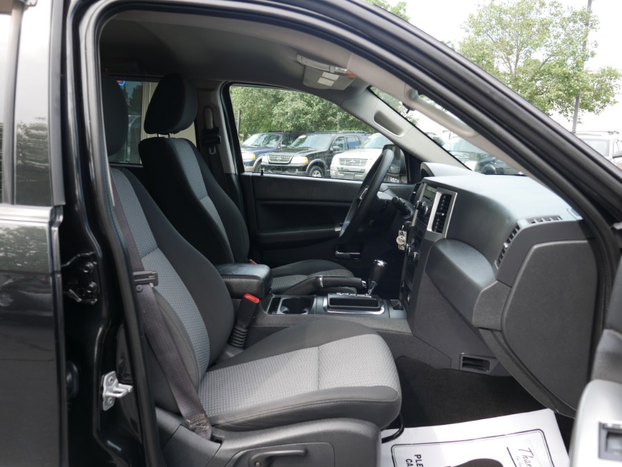2009 Jeep Grand Cherokee 4WD 4dr Laredo, available for sale in Huntington Station, New York | My Auto Inc.. Huntington Station, New York 2009 Jeep Grand Cherokee 4WD 4dr Laredo, available for sale in Huntington Station, New York | My Auto Inc.. Huntington Station, New York