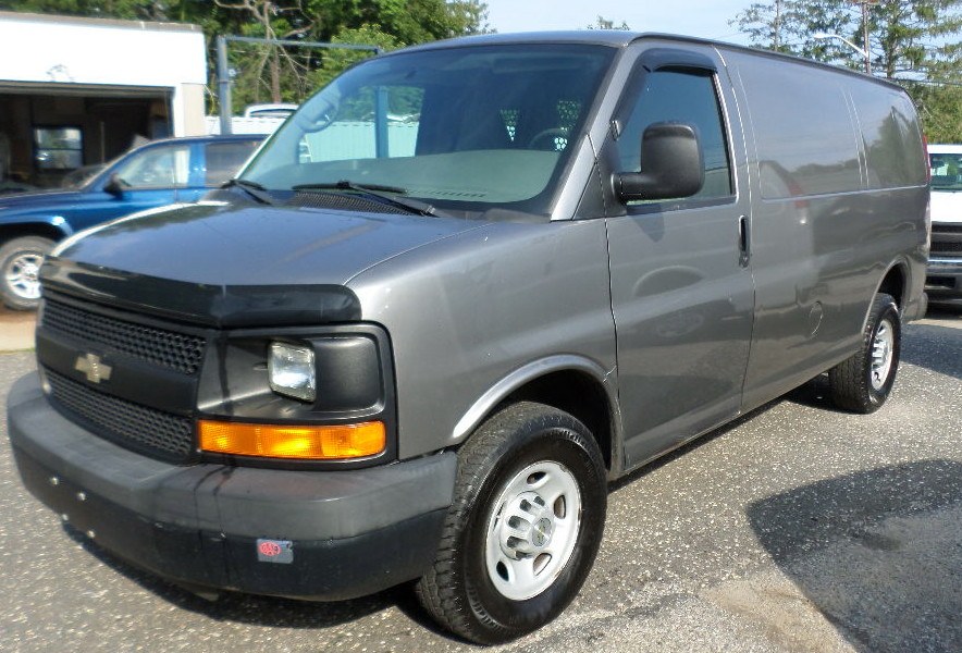 2009 Chevrolet Express Cargo Van RWD 2500 135", available for sale in Patchogue, New York | Romaxx Truxx. Patchogue, New York