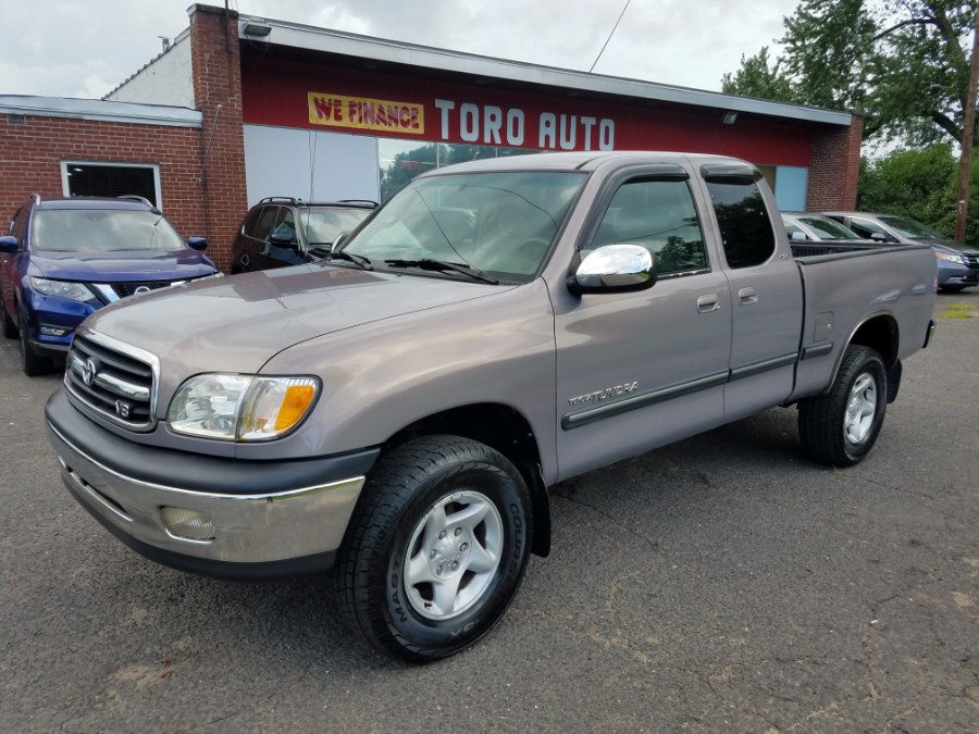 2000 Toyota Tundra Access Cab V8 Auto SR5 4WD, available for sale in East Windsor, Connecticut | Toro Auto. East Windsor, Connecticut