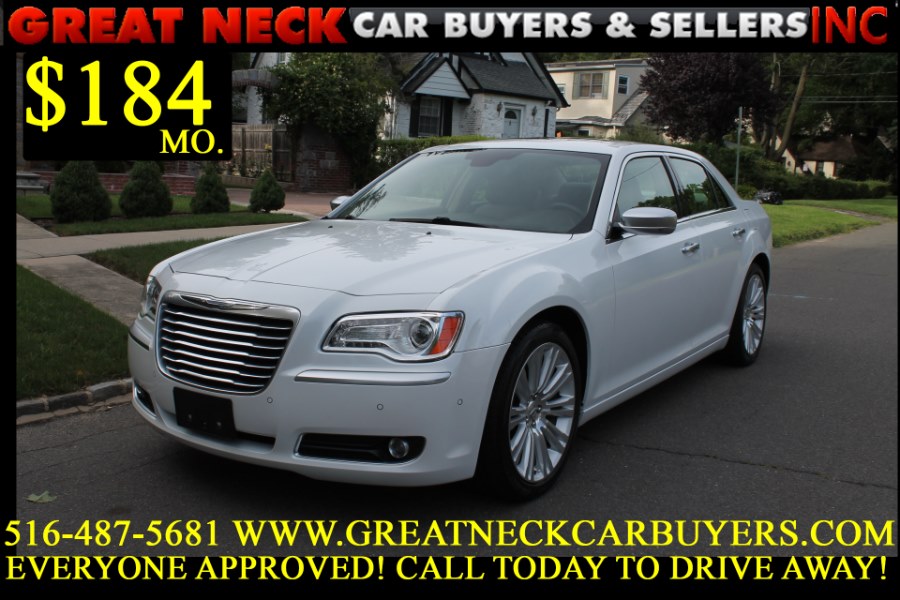 2012 Chrysler 300 4dr Sdn V8 300C Luxury Series RWD, available for sale in Great Neck, New York | Great Neck Car Buyers & Sellers. Great Neck, New York
