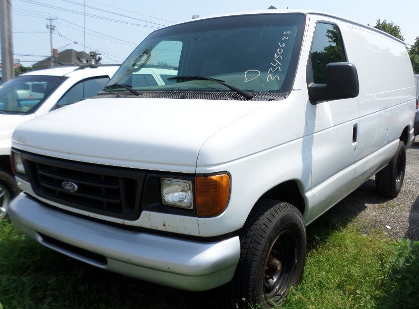 2007 Ford Econoline Cargo Van E-350 Super Duty Commercial, available for sale in Patchogue, New York | Romaxx Truxx. Patchogue, New York