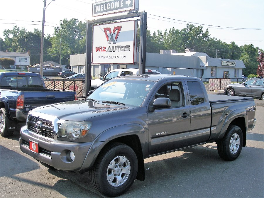 2011 Toyota Tacoma 4WD Access V6 AT (Natl), available for sale in Stratford, Connecticut | Wiz Leasing Inc. Stratford, Connecticut