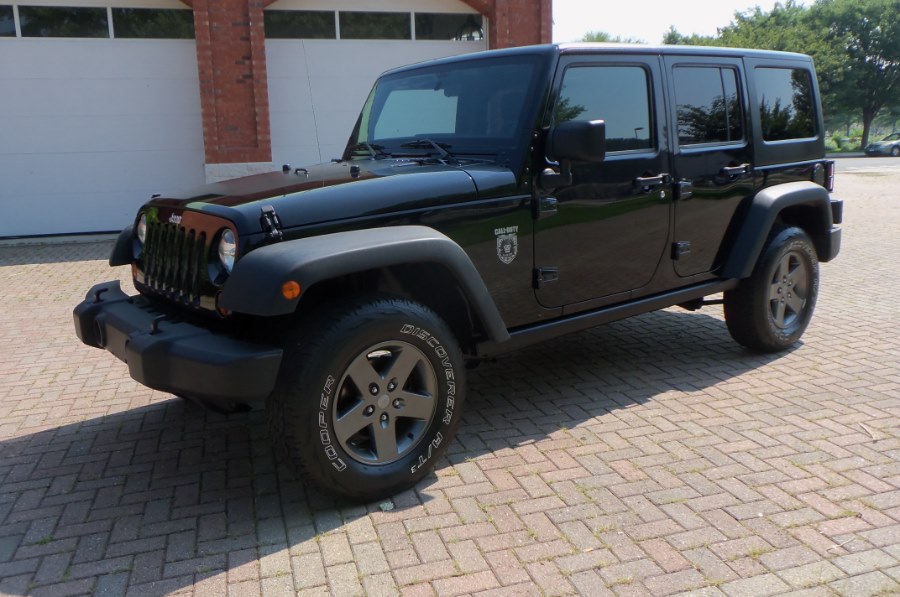 2011 Jeep Wrangler Unlimited 4WD 4dr Rubicon, available for sale in Shelton, Connecticut | Center Motorsports LLC. Shelton, Connecticut