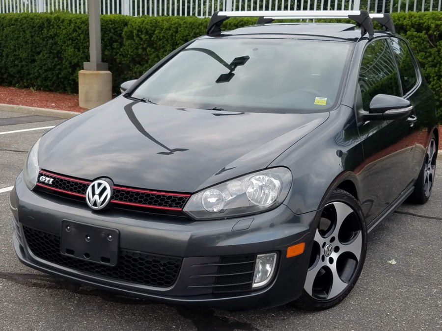 2011 Volkswagen GTI 2dr HB Man w/Sunroof PZEV, available for sale in Queens, NY