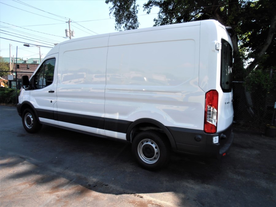 2018 Ford Transit Van T-250 148" Med Rf 9000 GVWR Sliding RH Dr, available for sale in COPIAGUE, New York | Warwick Auto Sales Inc. COPIAGUE, New York