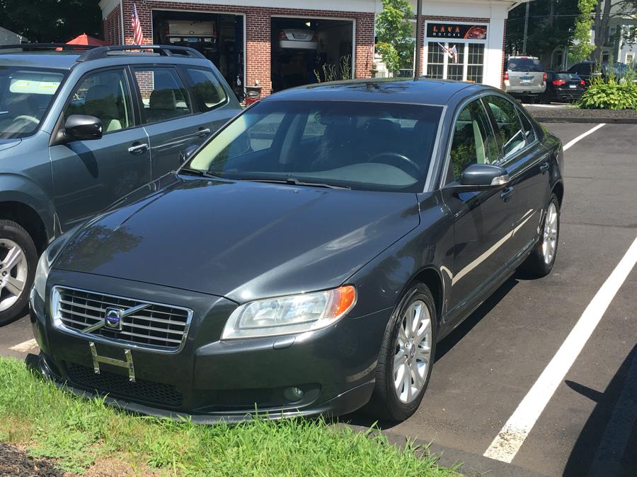2009 Volvo S80 4dr Sdn I6 FWD, available for sale in Canton, Connecticut | Lava Motors. Canton, Connecticut