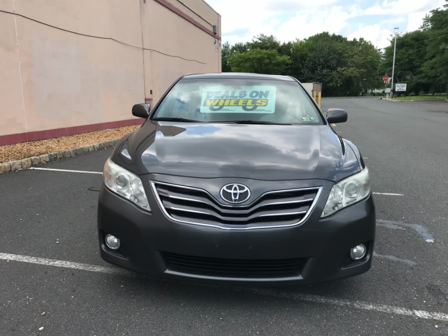 2010 Toyota Camry XLE 4dr Sdn, available for sale in White Plains, New York | Island auto wholesale. White Plains, New York