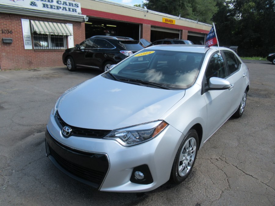 2015 Toyota Corolla 4dr Sdn CVT S, available for sale in New Britain, Connecticut | Universal Motors LLC. New Britain, Connecticut