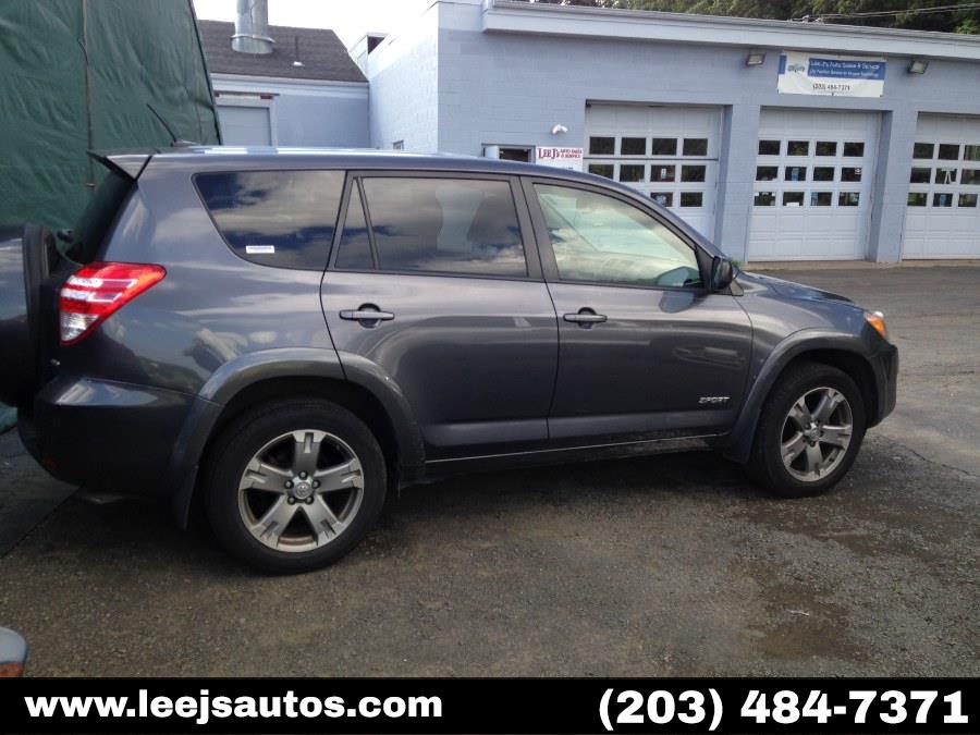2009 Toyota RAV4 4WD 4dr 4-cyl 4-Spd AT Sport (Natl), available for sale in North Branford, Connecticut | LeeJ's Auto Sales & Service. North Branford, Connecticut